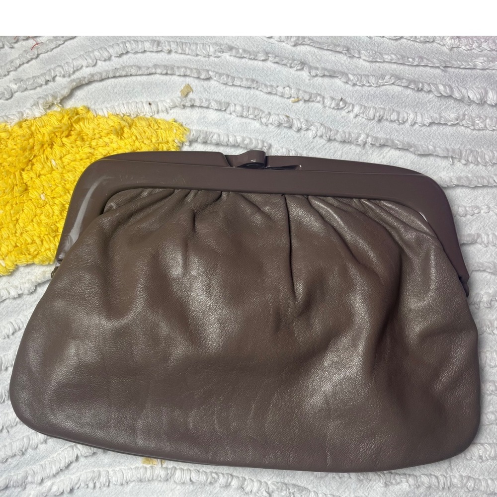 Vintage 1970s‎ Italian Taupe Leather Clutch Evening Bag Made in Italy Retro